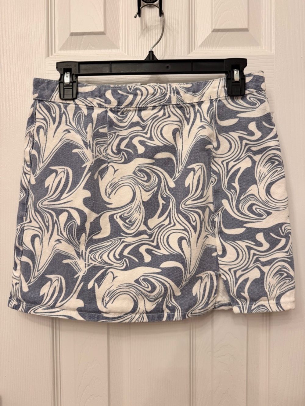 vestique Boutique Blue and White Swirl Mini Skirt